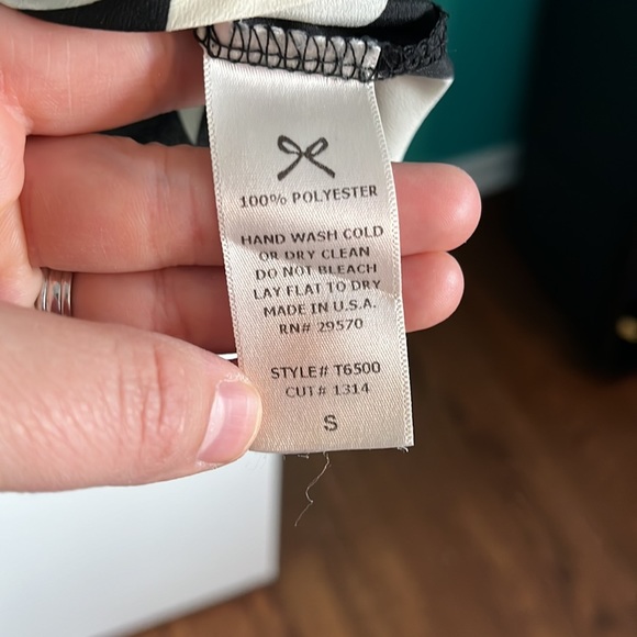 Everly Chevron Tunic - Picture 3 of 5